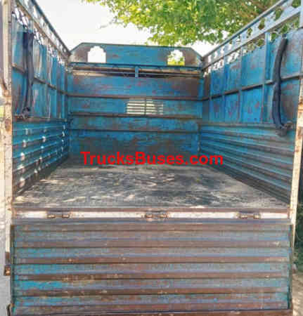 Mahindra Bolero Maxi Truck Images